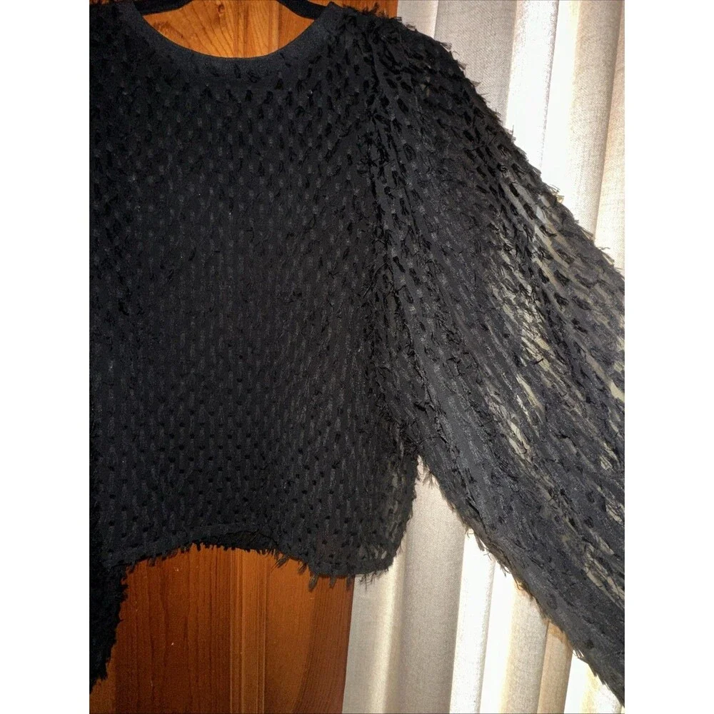 Zara SZ M BLACK LANTERN SLEEVE FUZZY TOP